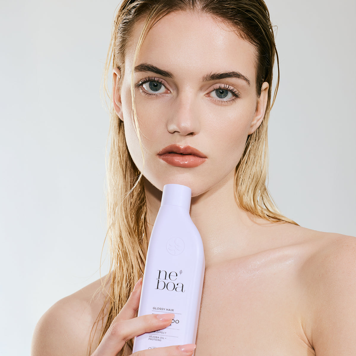 GLOSSY HAIR Smoothing shampoo